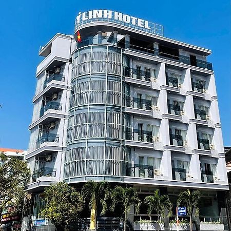 Y Linh Hotel Куїнон Екстер'єр фото