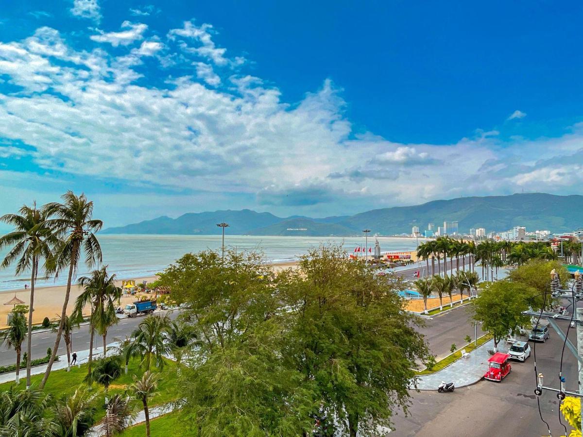 Y Linh Hotel Куїнон Екстер'єр фото